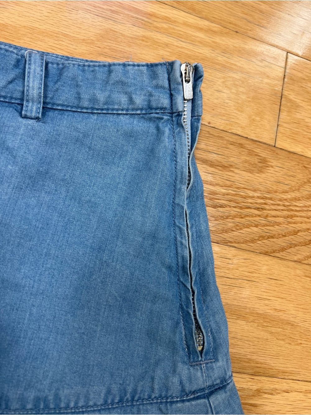 Zara Light Wash Denim Flounce Mini Skort - Picture 2 of 9